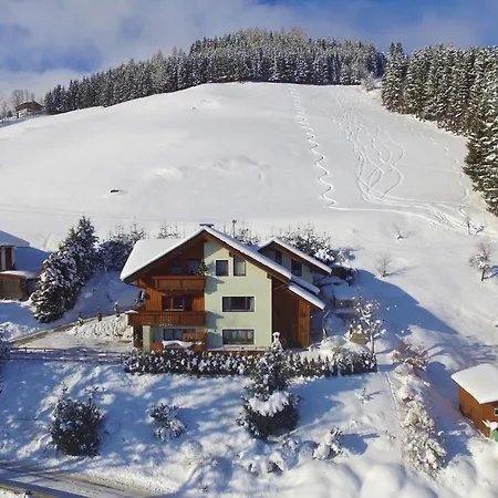 In Near Slopes, Cleaning Included Apartment *