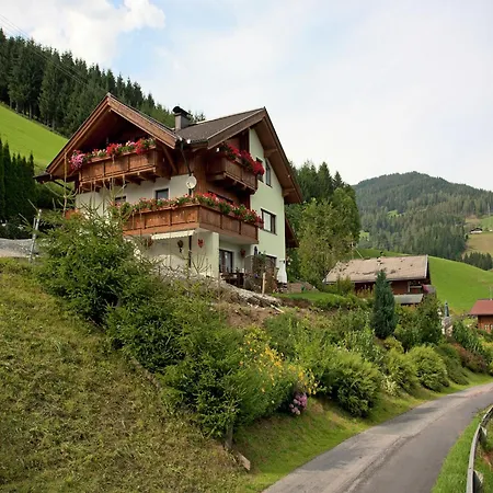 شقة In Salzburger Land With Balcony, Cleaning Included واغراين